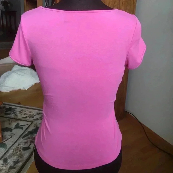 Pink top - Picture 2 of 4